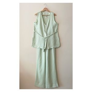 ✨VINTAGE✨ La Fête - Matching Mint Green Shirt and Trouser Set.